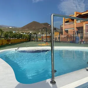  Chalet Simon Beach House Los Cristianos